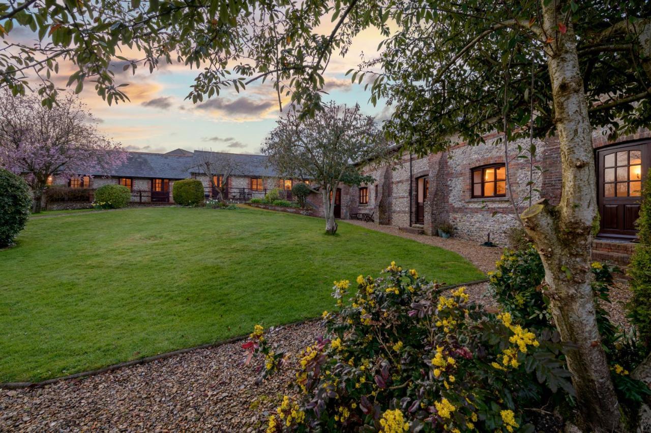 Luccombe Farm Holiday Cottages Milton Abbas Екстериор снимка