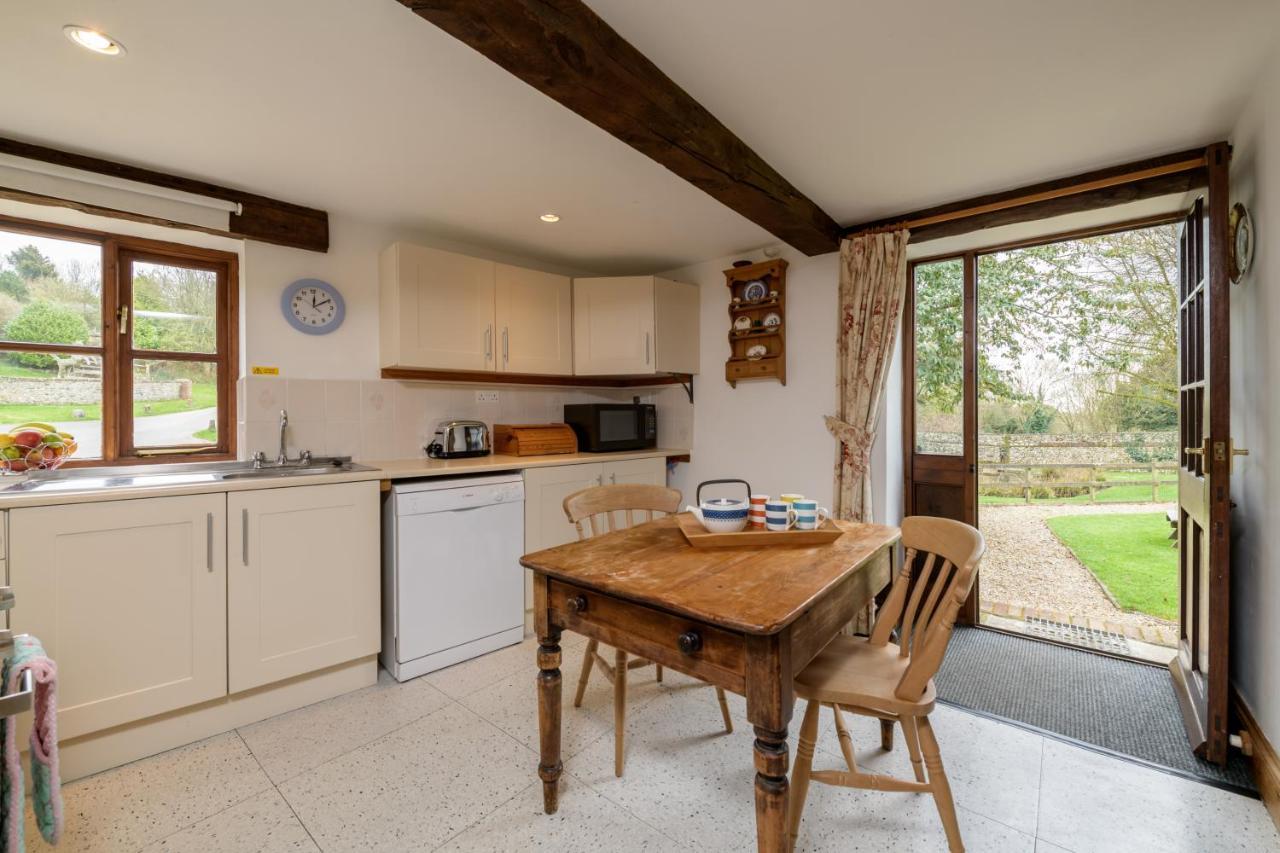 Luccombe Farm Holiday Cottages Milton Abbas Екстериор снимка