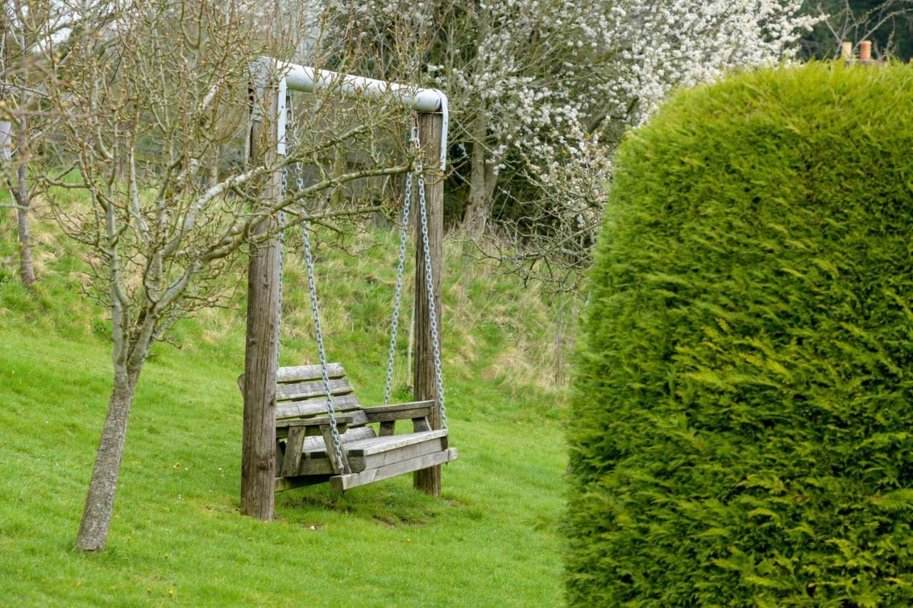 Luccombe Farm Holiday Cottages Milton Abbas Екстериор снимка