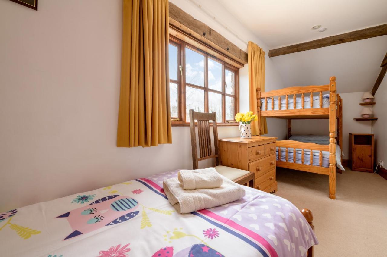 Luccombe Farm Holiday Cottages Milton Abbas Екстериор снимка