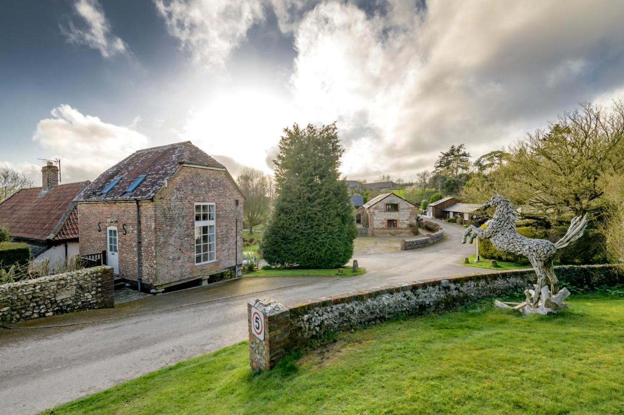 Luccombe Farm Holiday Cottages Milton Abbas Екстериор снимка