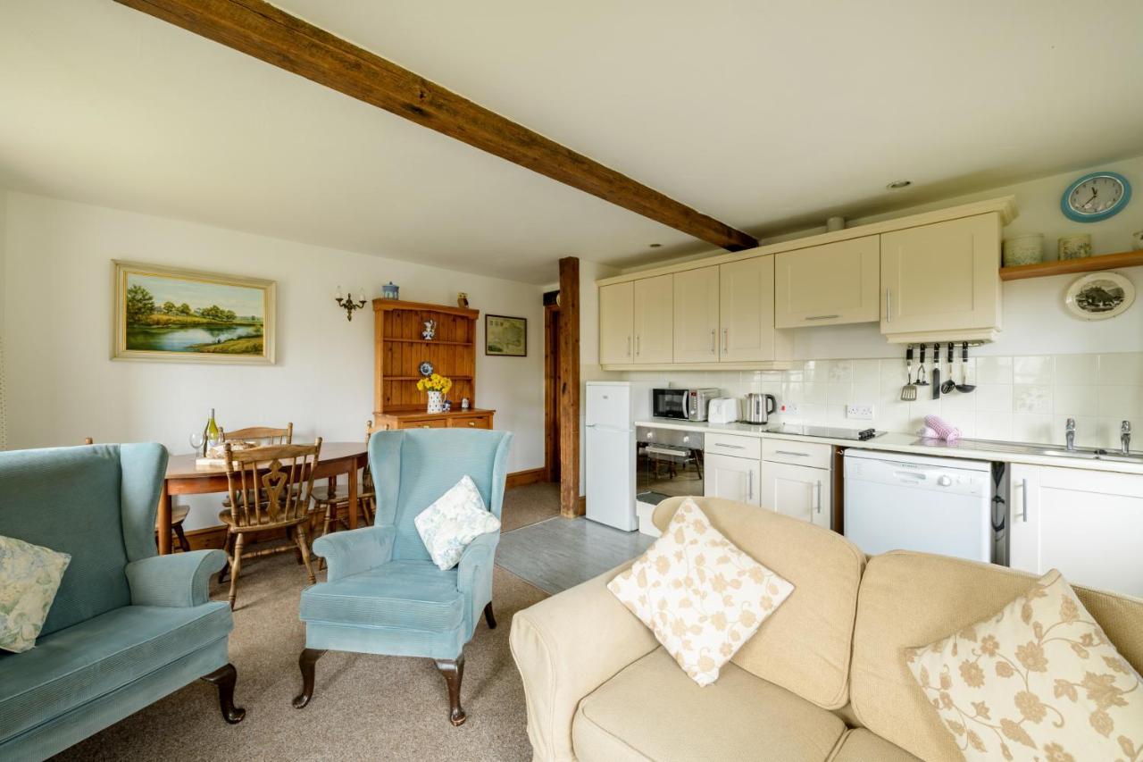 Luccombe Farm Holiday Cottages Milton Abbas Екстериор снимка