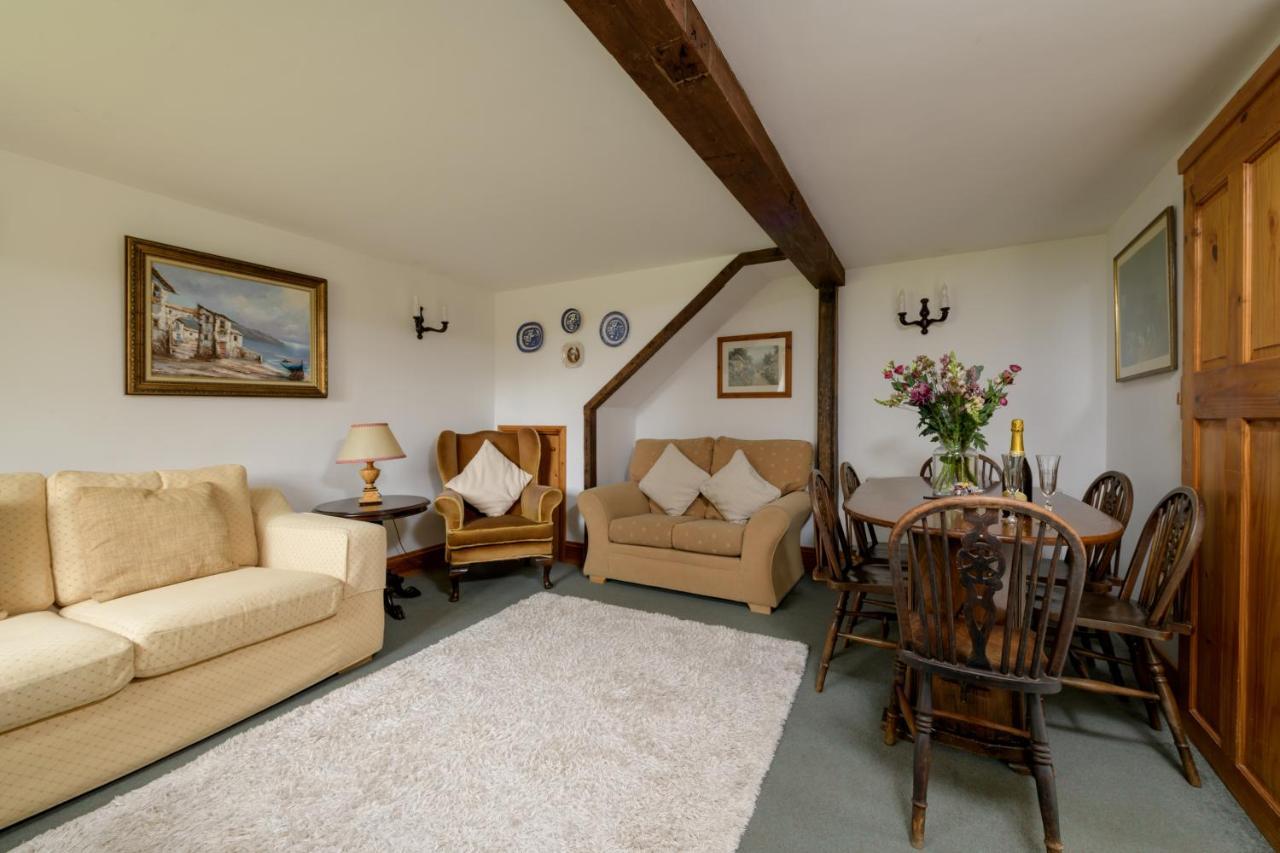 Luccombe Farm Holiday Cottages Milton Abbas Екстериор снимка